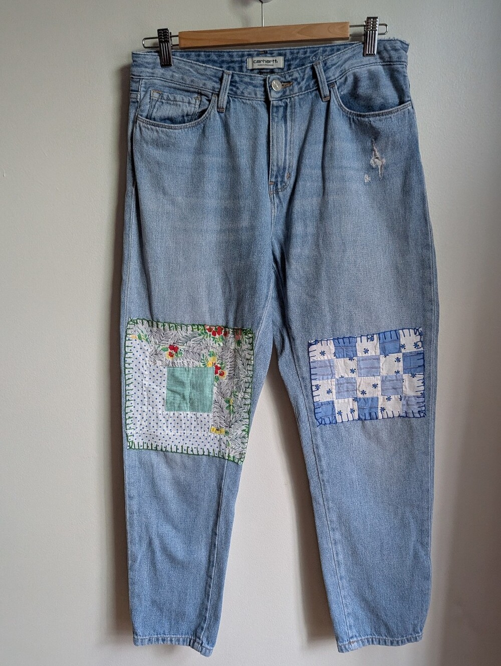 HANDMADE CARHARTT LG Boyfriend Reworked Quilt Patches Floral Jeans Size 27